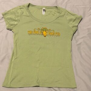 Vintage Green Frog & Onion Pub Graphic Tee